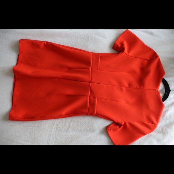 Red-orange mini dress - Picture 2 of 4